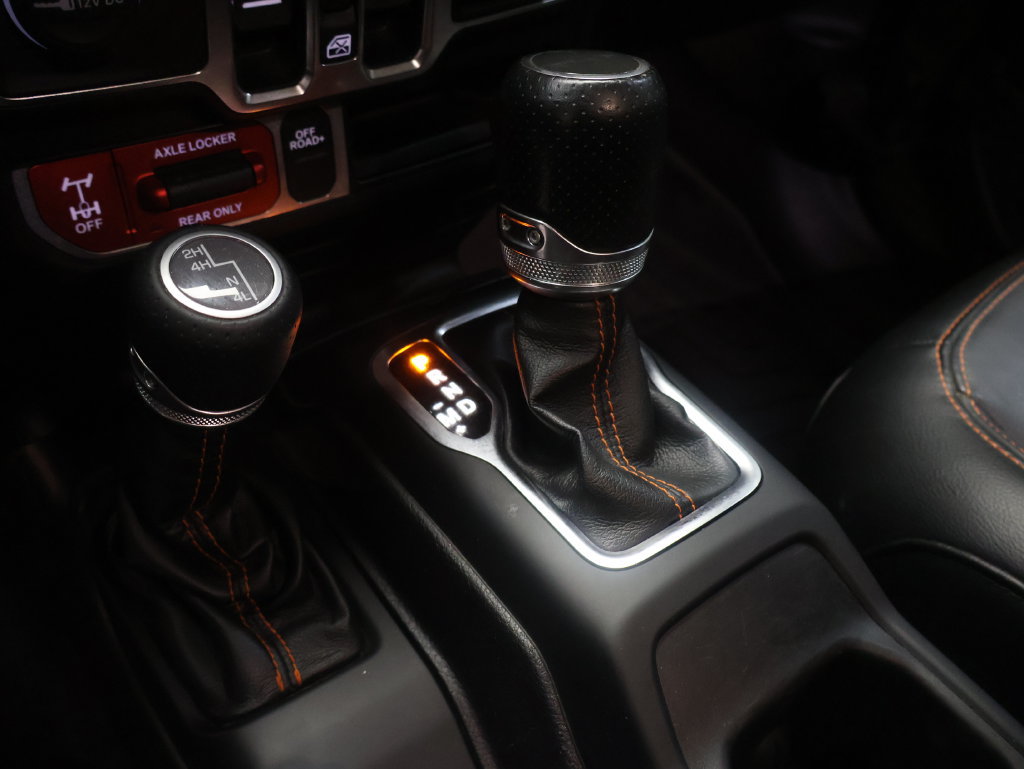 Used 2021 Jeep Gladiator Mojave AWD/4WD image 24