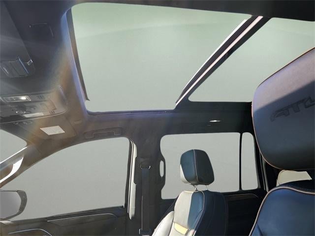 Used 2022 GMC Yukon XL AT4 w/ Max Trailering Package image 78