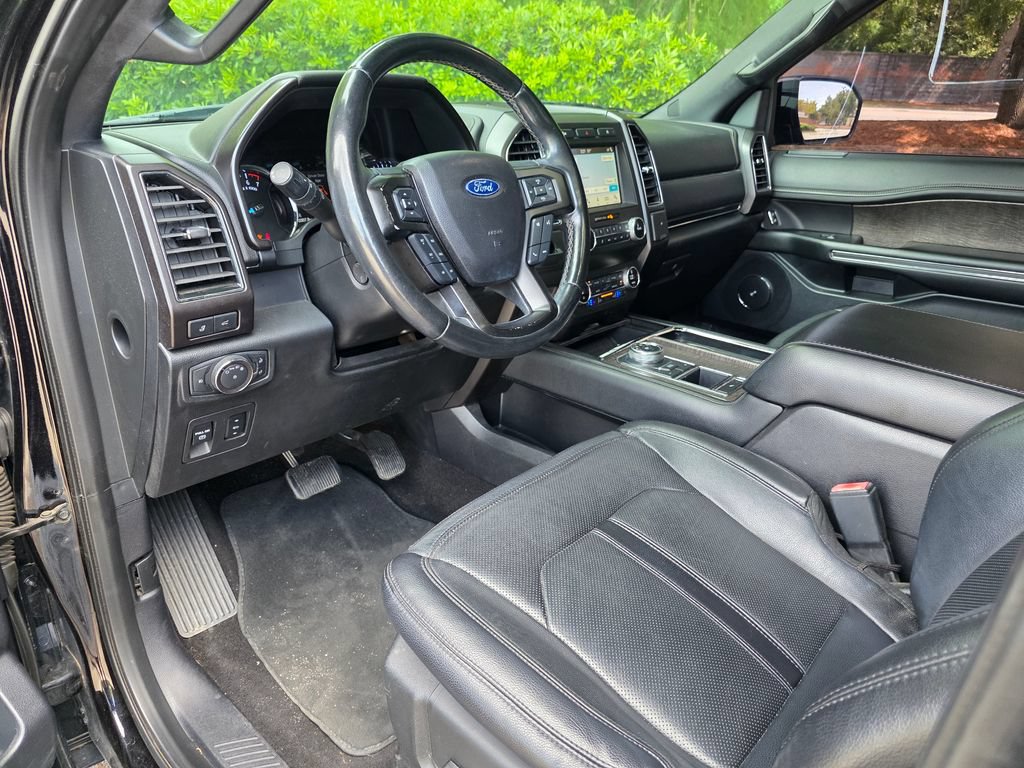 Used 2019 Ford Expedition Limited RWD image 11