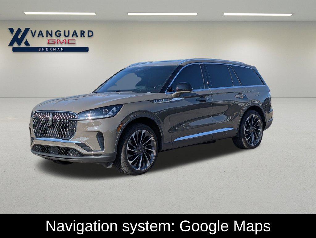 Used 2026 Lincoln Aviator Reserve AWD/4WD image 3