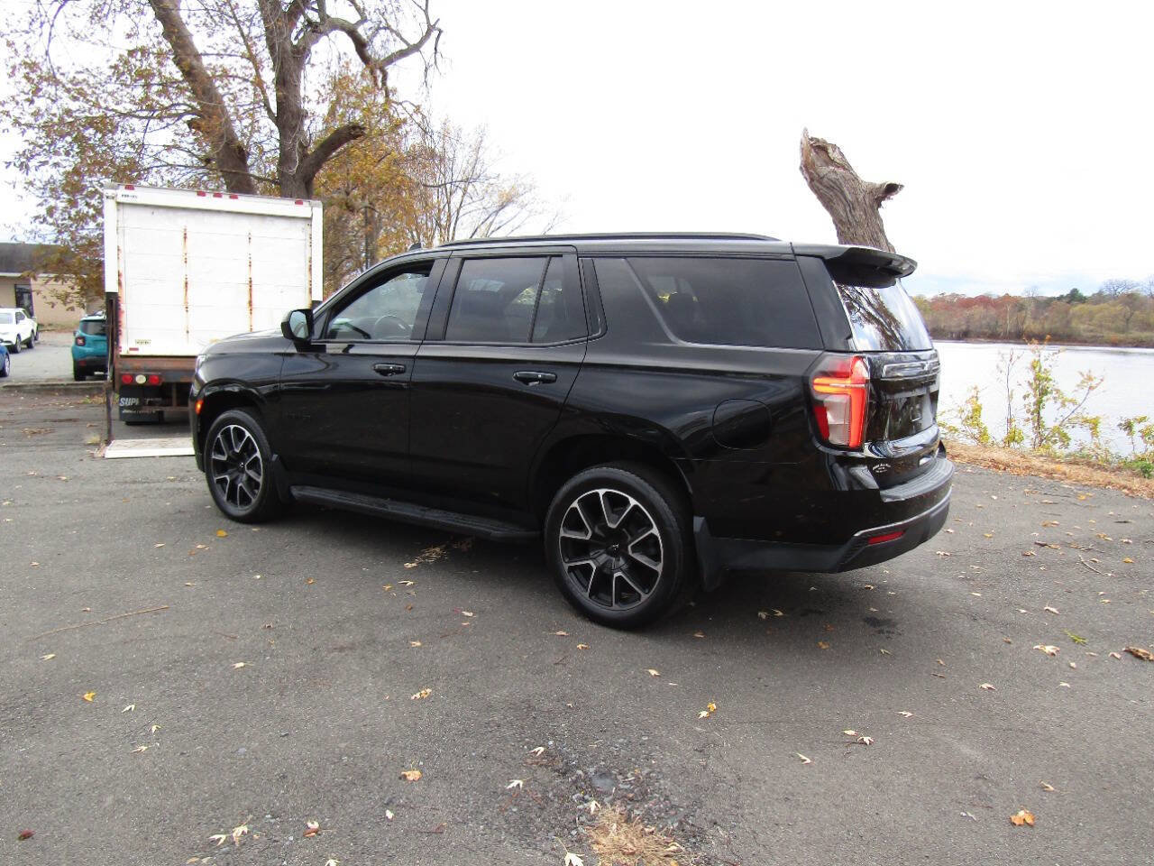 Used 2021 Chevrolet Tahoe RST AWD/4WD image 6