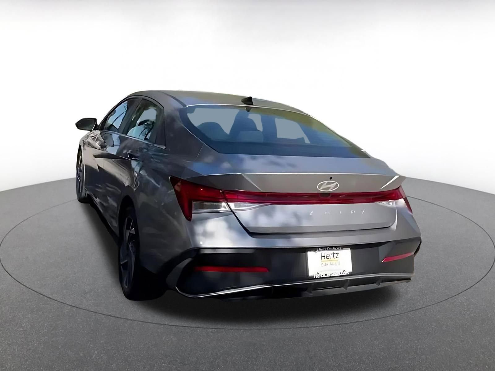 Used 2025 Hyundai Elantra SEL image 11