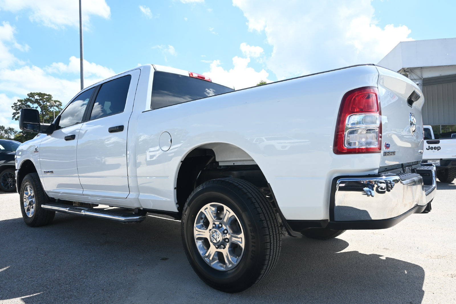 Used 2024 RAM 2500 Big Horn AWD/4WD image 4