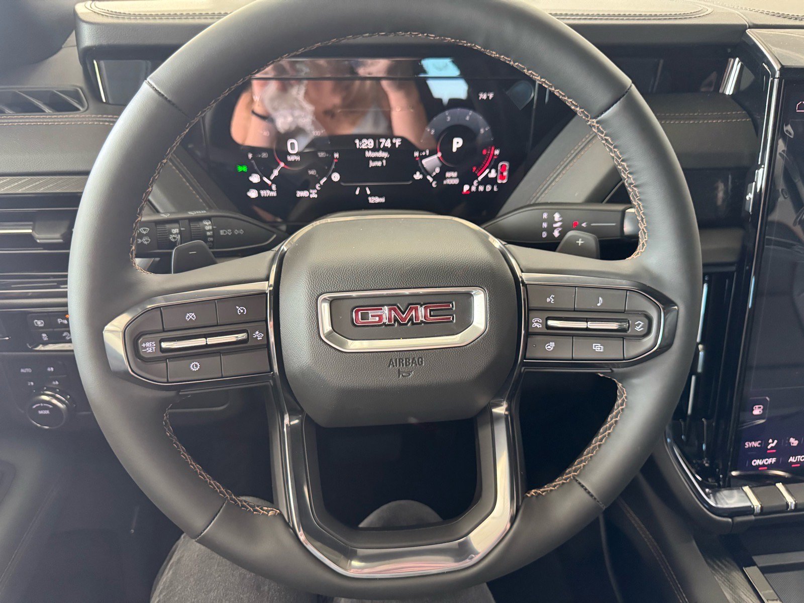 New 2026 GMC Yukon AT4 w/ AT4 Premium Package AWD/4WD image 23