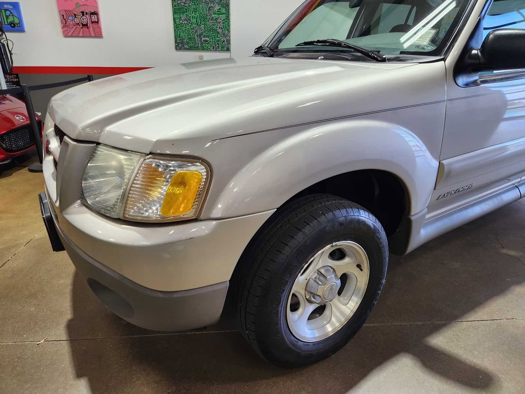 Used 2002 Ford Explorer Sport Trac 4x4 image 43