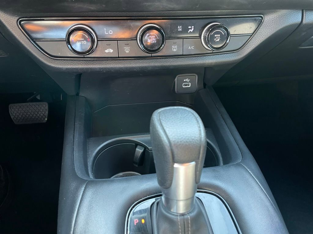Certified 2025 Honda HR-V LX image 18