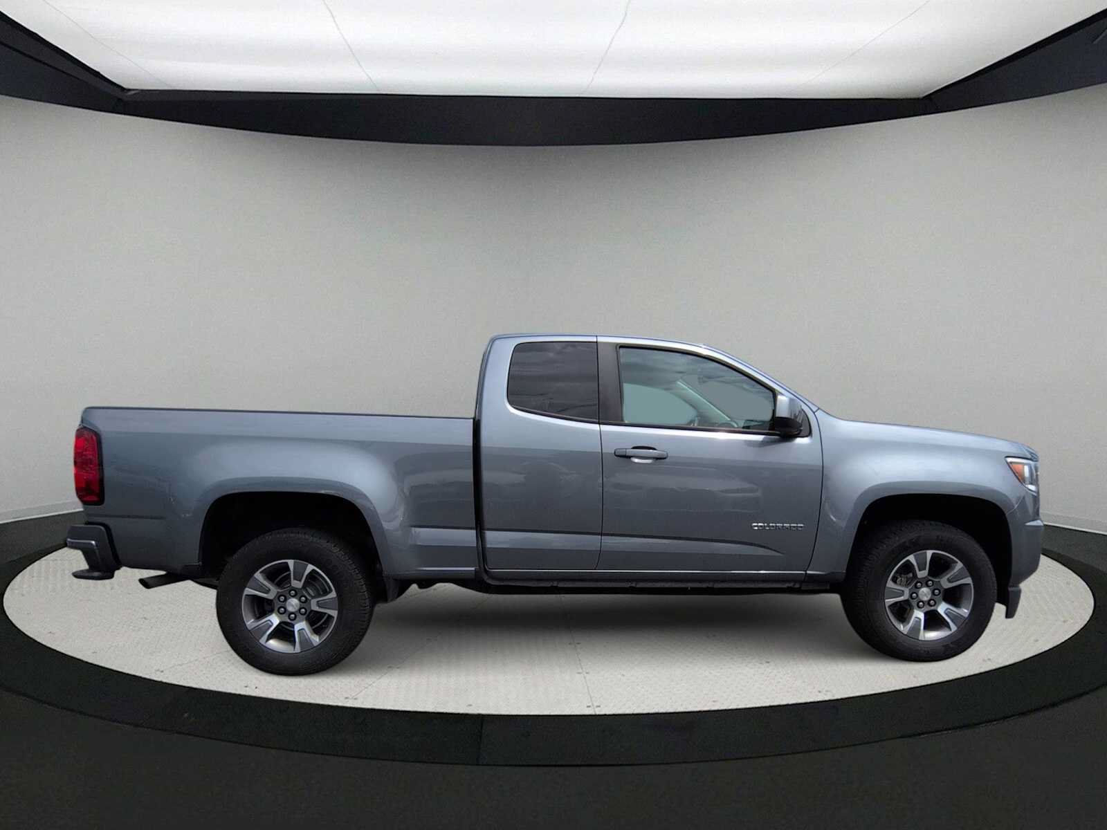 Used 2018 Chevrolet Colorado Z71 AWD/4WD image 9