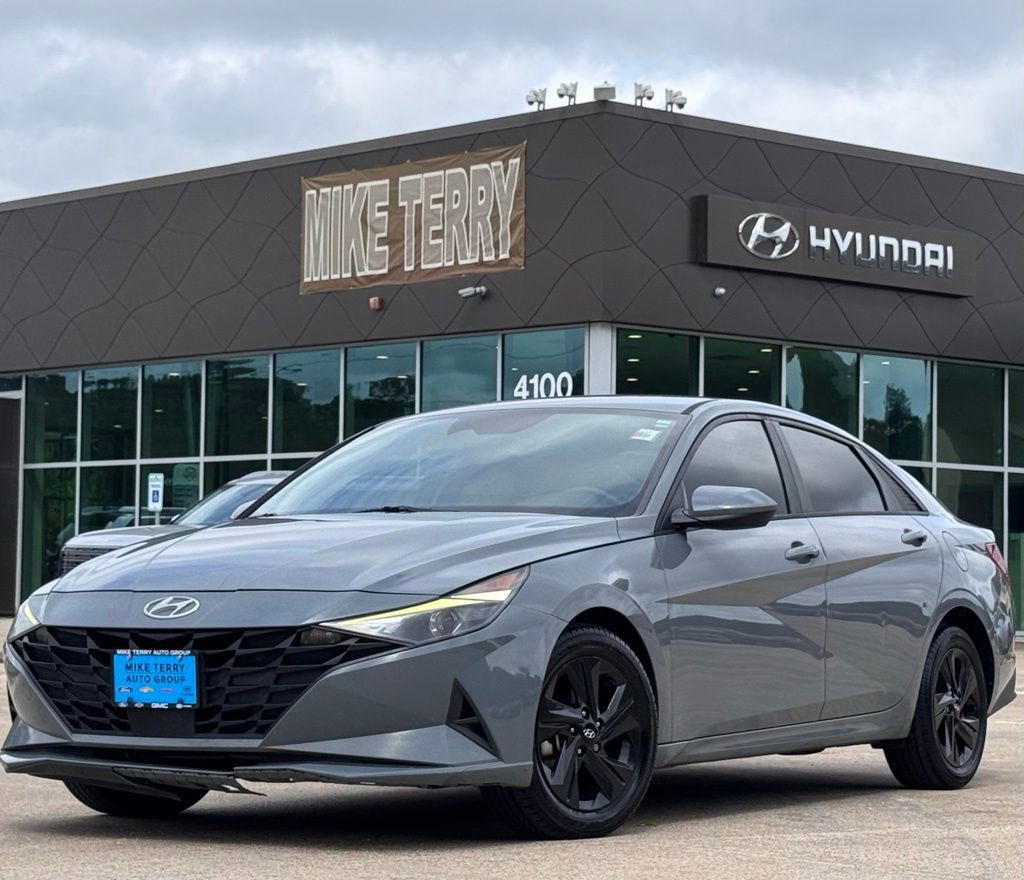 Used 2021 Hyundai Elantra SEL w/ Convenience Package FWD image 1