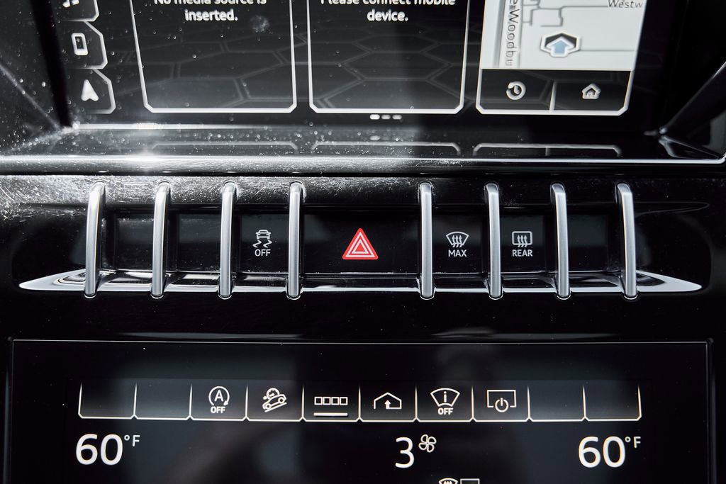 Used 2022 Lamborghini Urus AWD/4WD image 71
