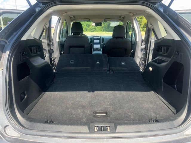 Used 2022 Ford Edge SE image 14