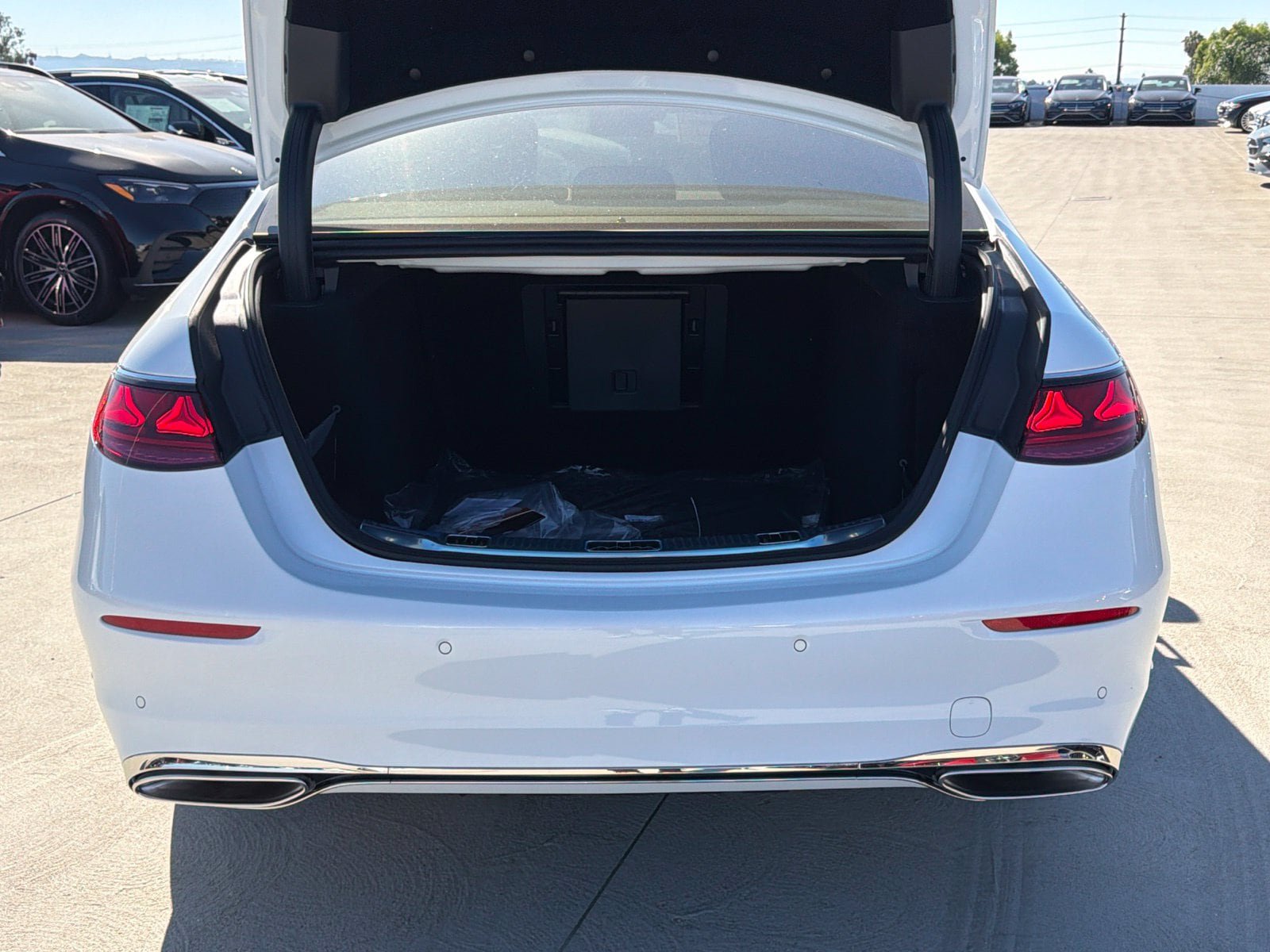 New 2027 Mercedes-Benz S 580 4MATIC Sedan image 16