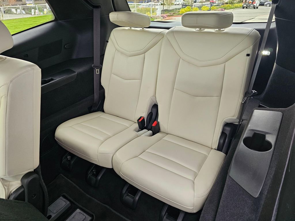 Used 2023 Cadillac XT6 Sport AWD/4WD image 18