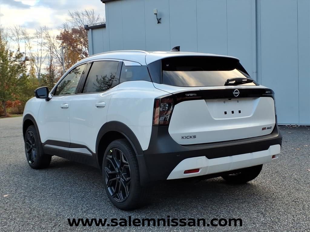 New 2026 Nissan Kicks SR w/ SR Premium Package AWD/4WD image 4