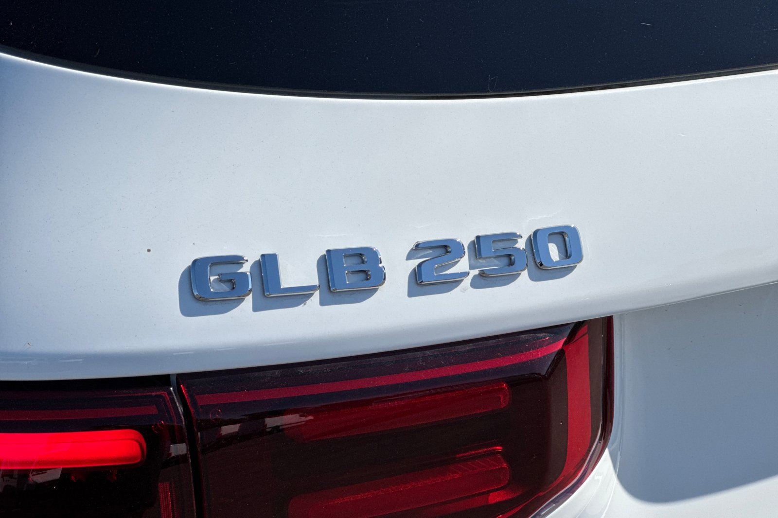New 2025 Mercedes-Benz GLB 250 4MATIC image 27