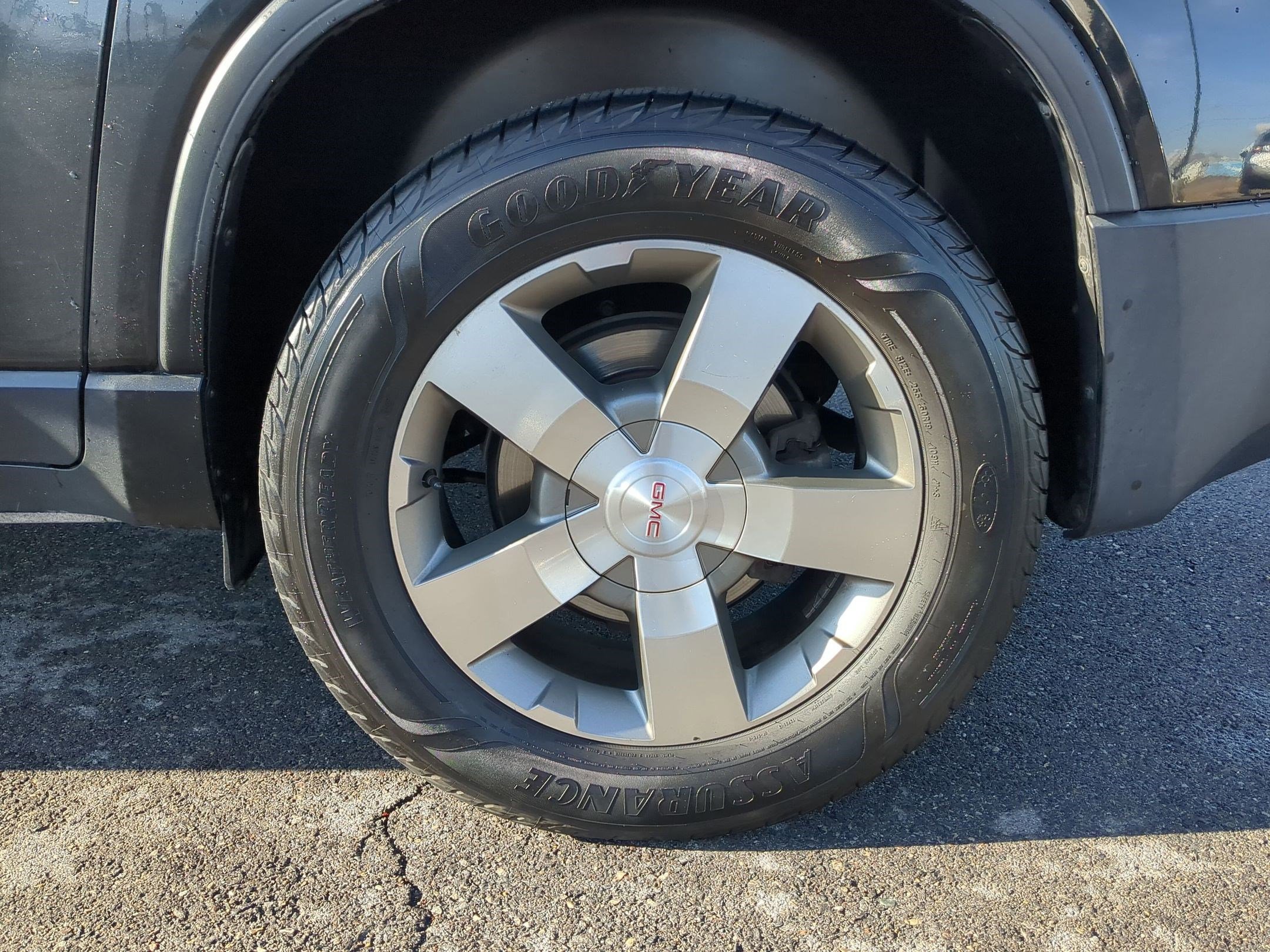 Used 2011 GMC Acadia SLT image 21