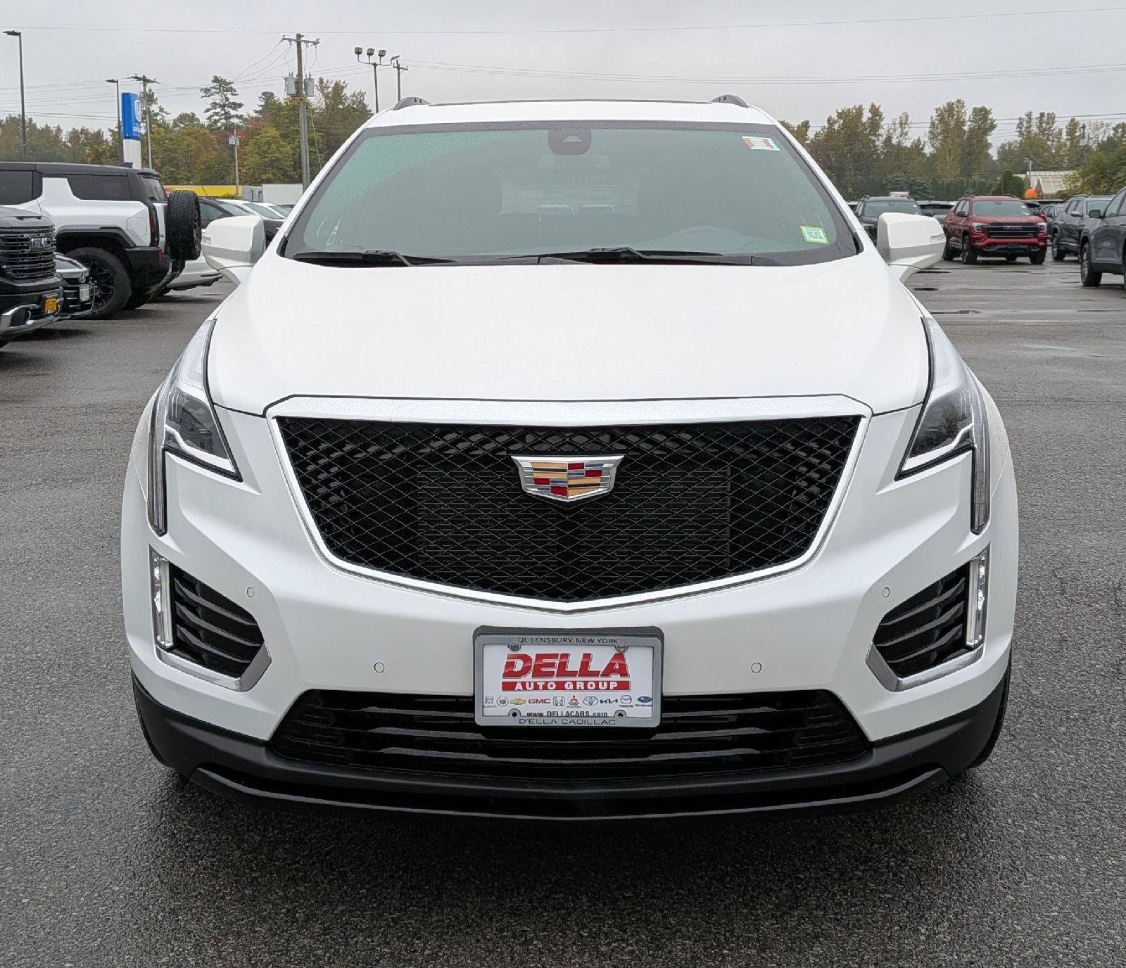 Used 2024 Cadillac XT5 Sportv AWD/4WD image 2