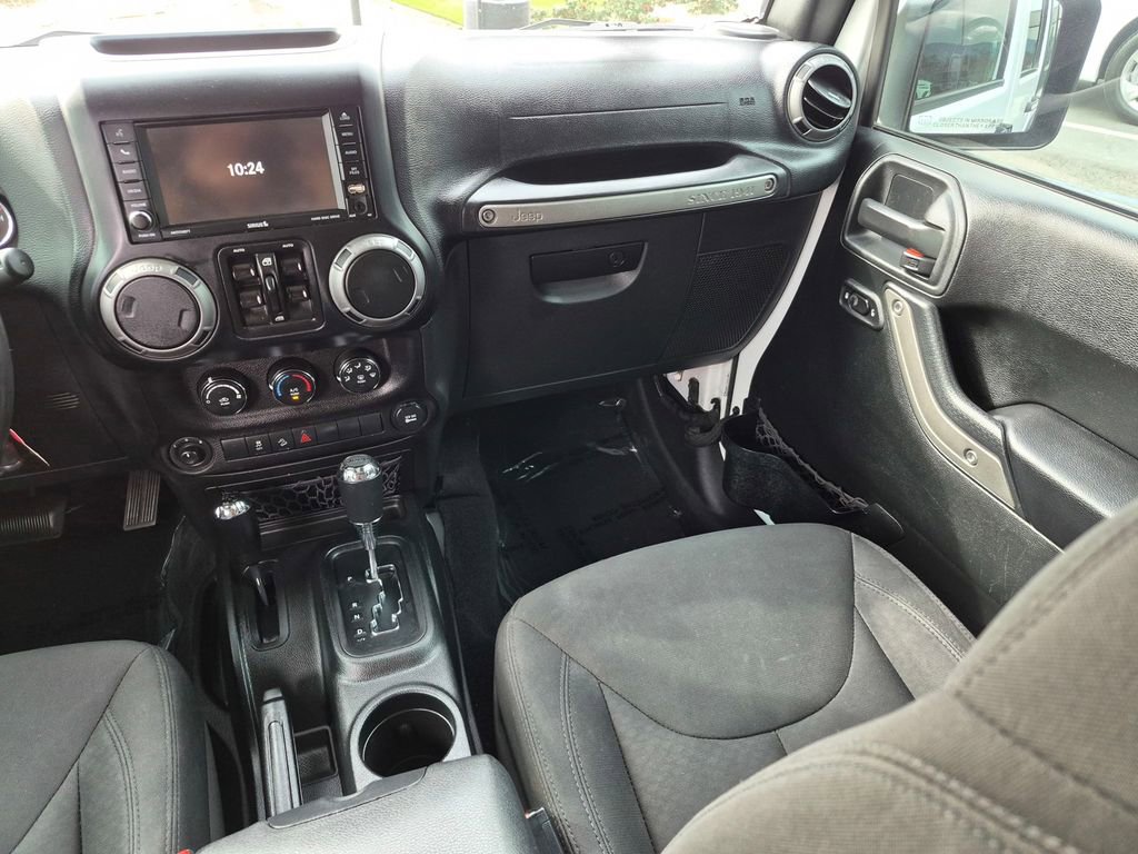 Used 2017 Jeep Wrangler Unlimited Sport w/ Quick Order Package 24S image 18