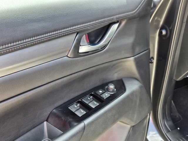 Used 2025 MAZDA CX-5 AWD 2.5 S w/ Preferred Package image 14