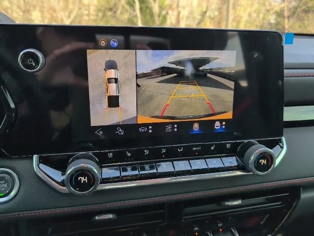 New 2026 Chevrolet Colorado Z71 w/ Technology Package AWD/4WD image 21