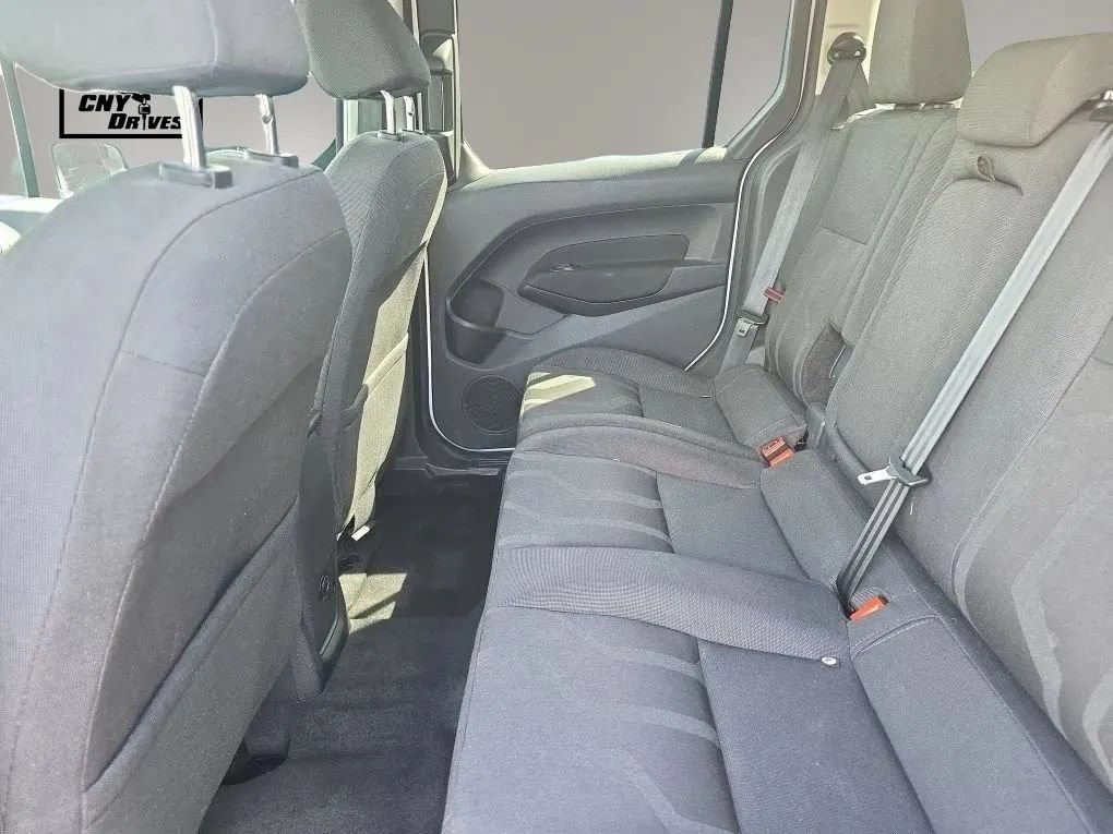 Used 2016 Ford Transit Connect XLT FWD image 10