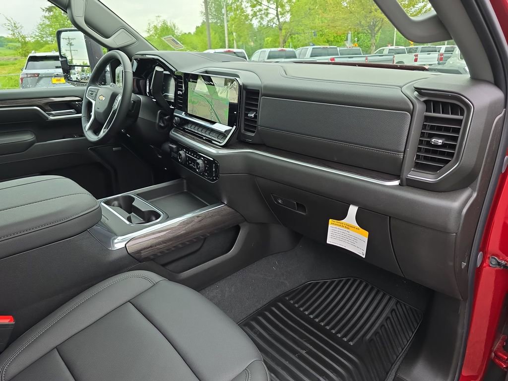 New 2025 Chevrolet Silverado 3500 LTZ w/ LTZ Convenience Package image 35