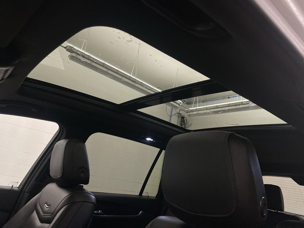 Used 2020 Cadillac XT6 Premium Luxury image 12