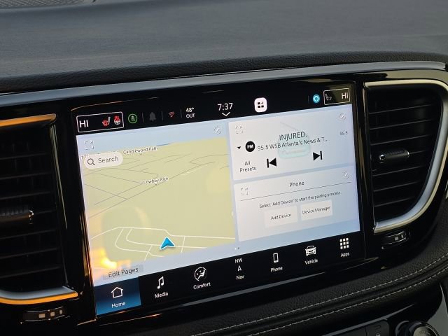 Used 2025 Chrysler Pacifica Limited FWD image 32