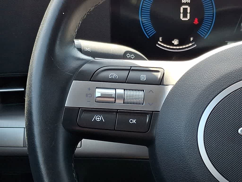 Used 2025 Hyundai Kona SEL AWD/4WD image 19