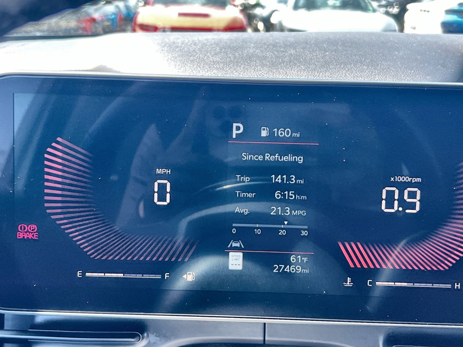 Used 2025 Kia Carnival FWD image 25