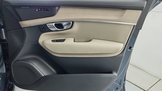 New 2026 Volvo XC90 B6 Ultra w/ Protection Package AWD/4WD image 43