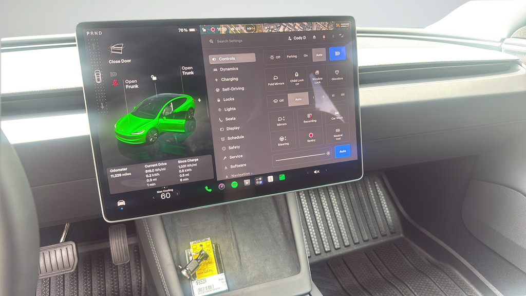 Used 2025 Tesla Model 3 Long Range RWD image 15
