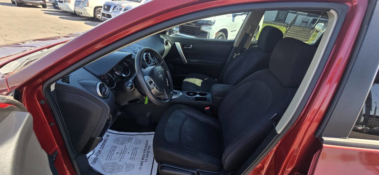 Used 2014 Nissan Rogue S w/ Convenience Package image 10