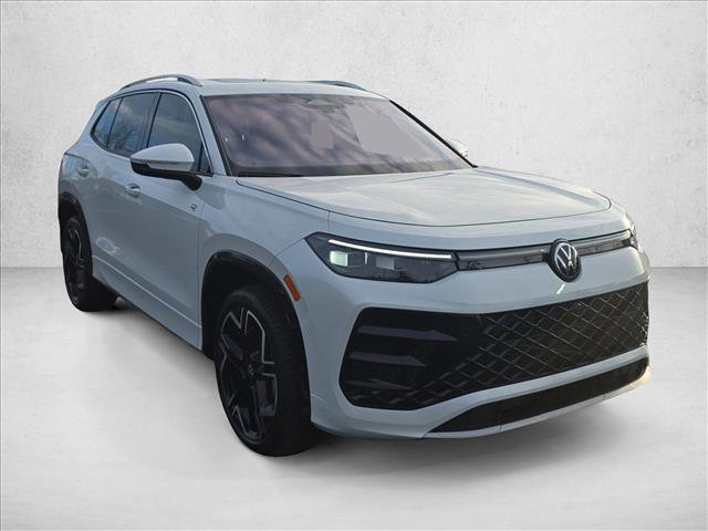 New 2026 Volkswagen Tiguan SEL R-Line image 9