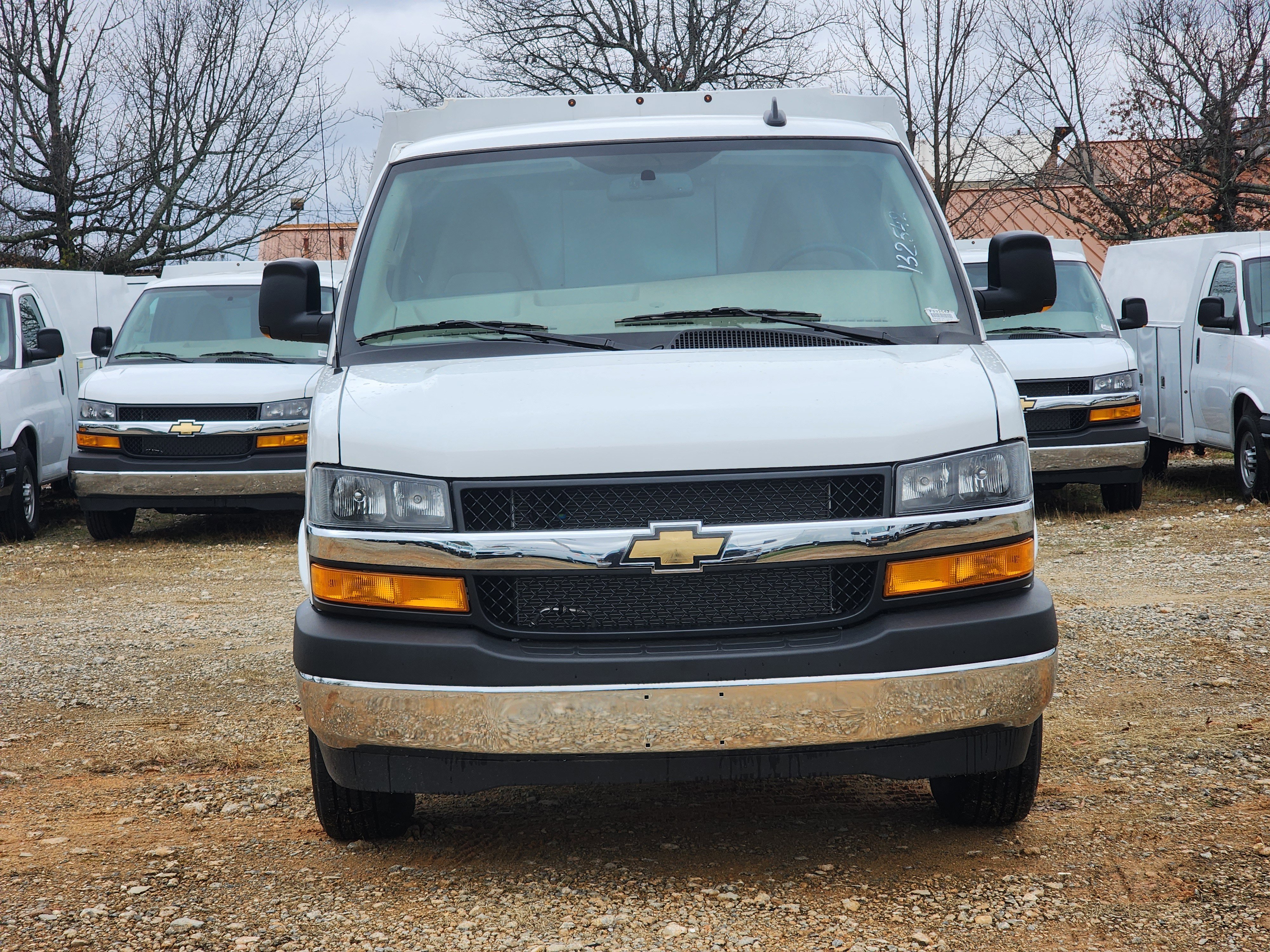 New 2025 Chevrolet Express 3500 w/ Power Convenience Package image 5