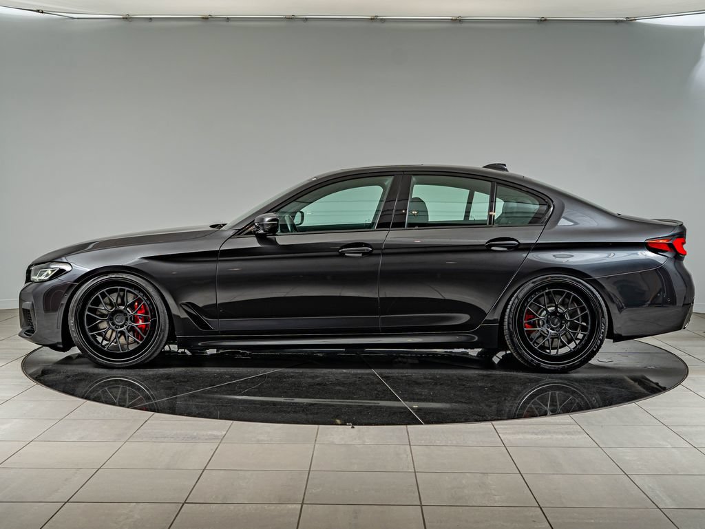 Used 2023 BMW 540i w/ M Sport Package RWD image 8