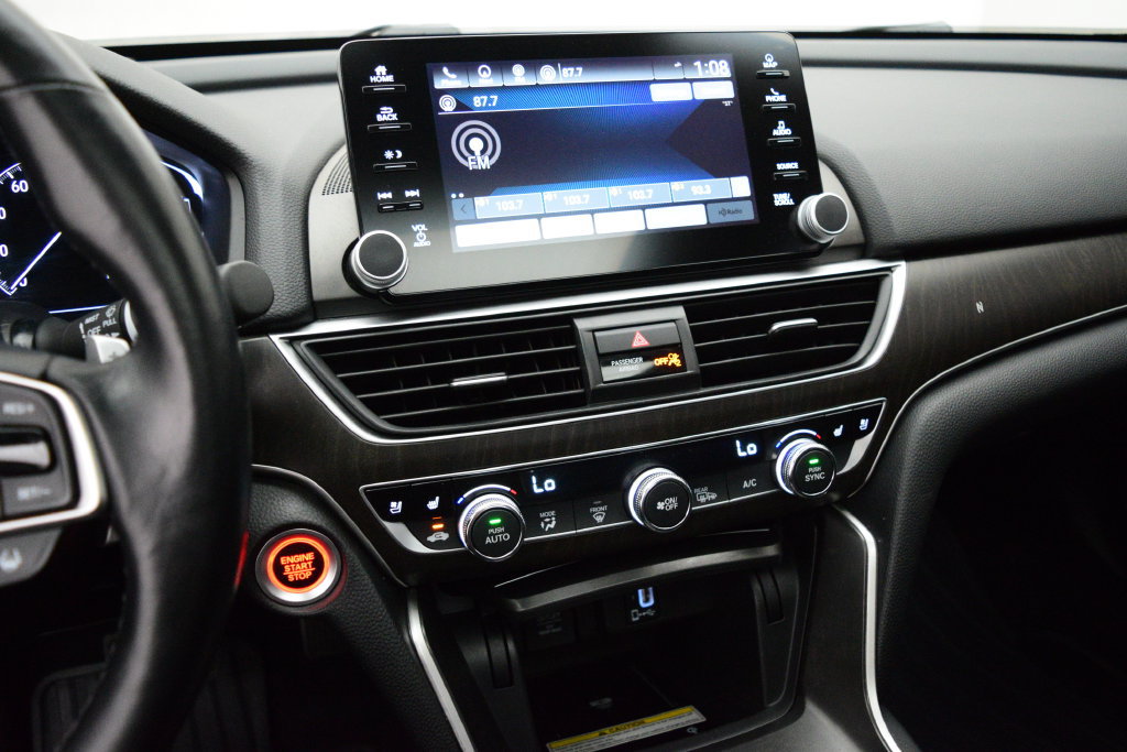 Used 2018 Honda Accord Touring image 23