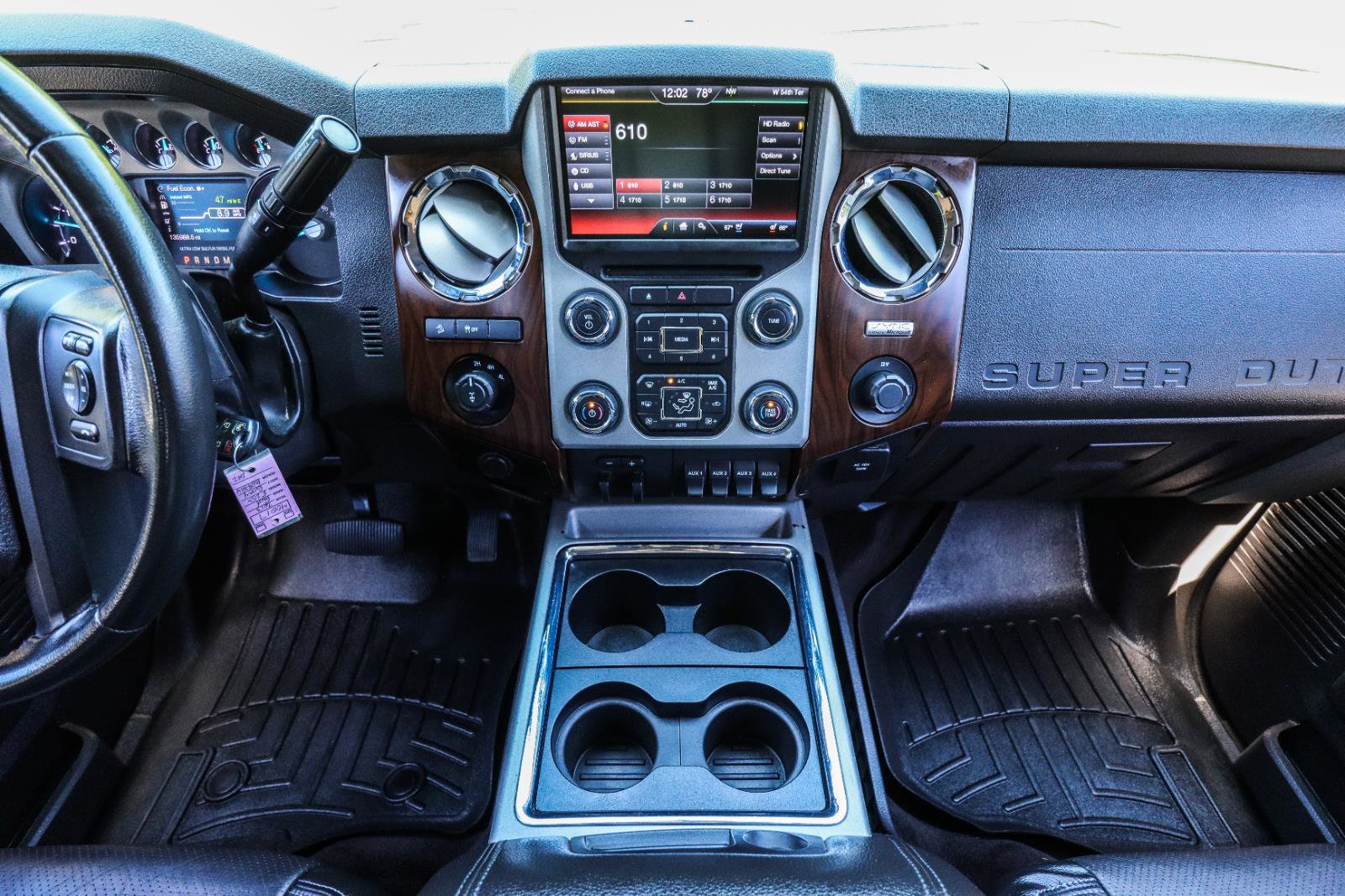 Used 2013 Ford F250 Lariat w/ Lariat Interior Pkg AWD/4WD image 32