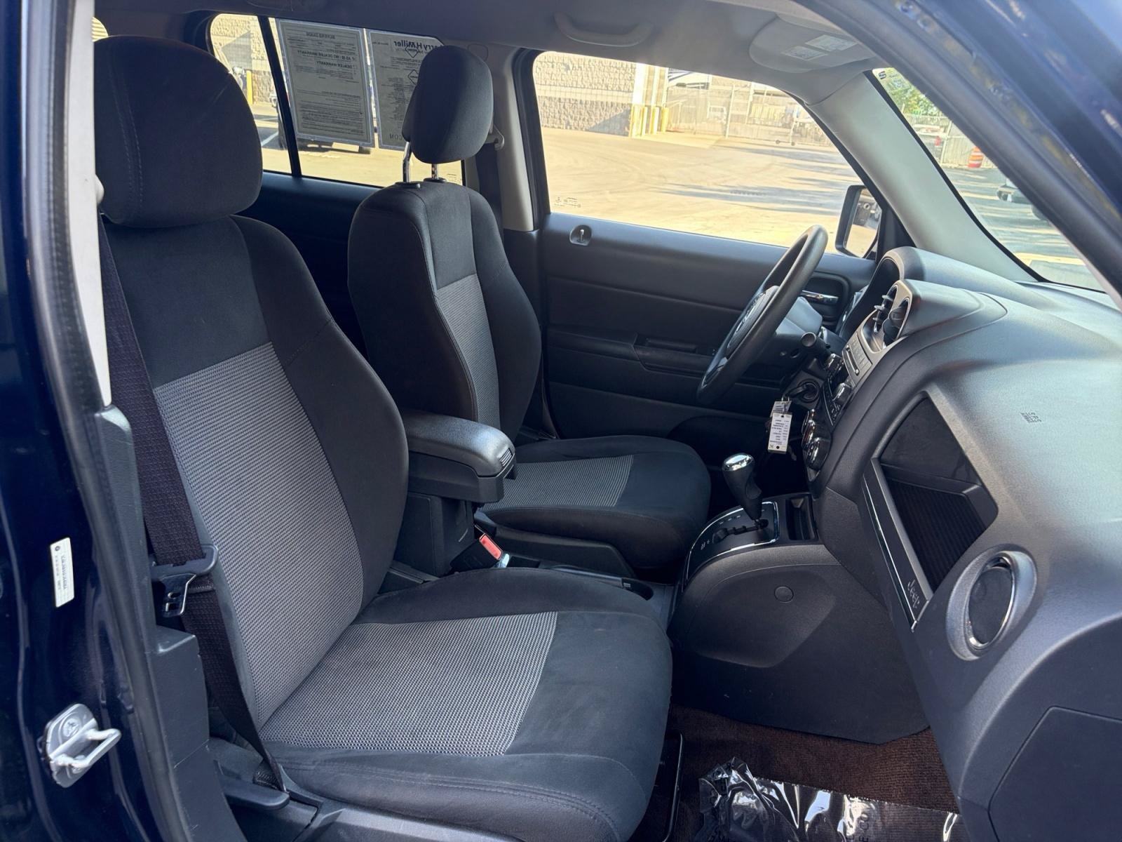 Used 2014 Jeep Patriot Sport w/ Power Value Group AWD/4WD image 25