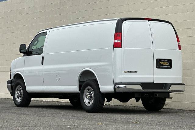 New 2026 Chevrolet Express 2500 w/ Driver Convenience Package RWD image 6
