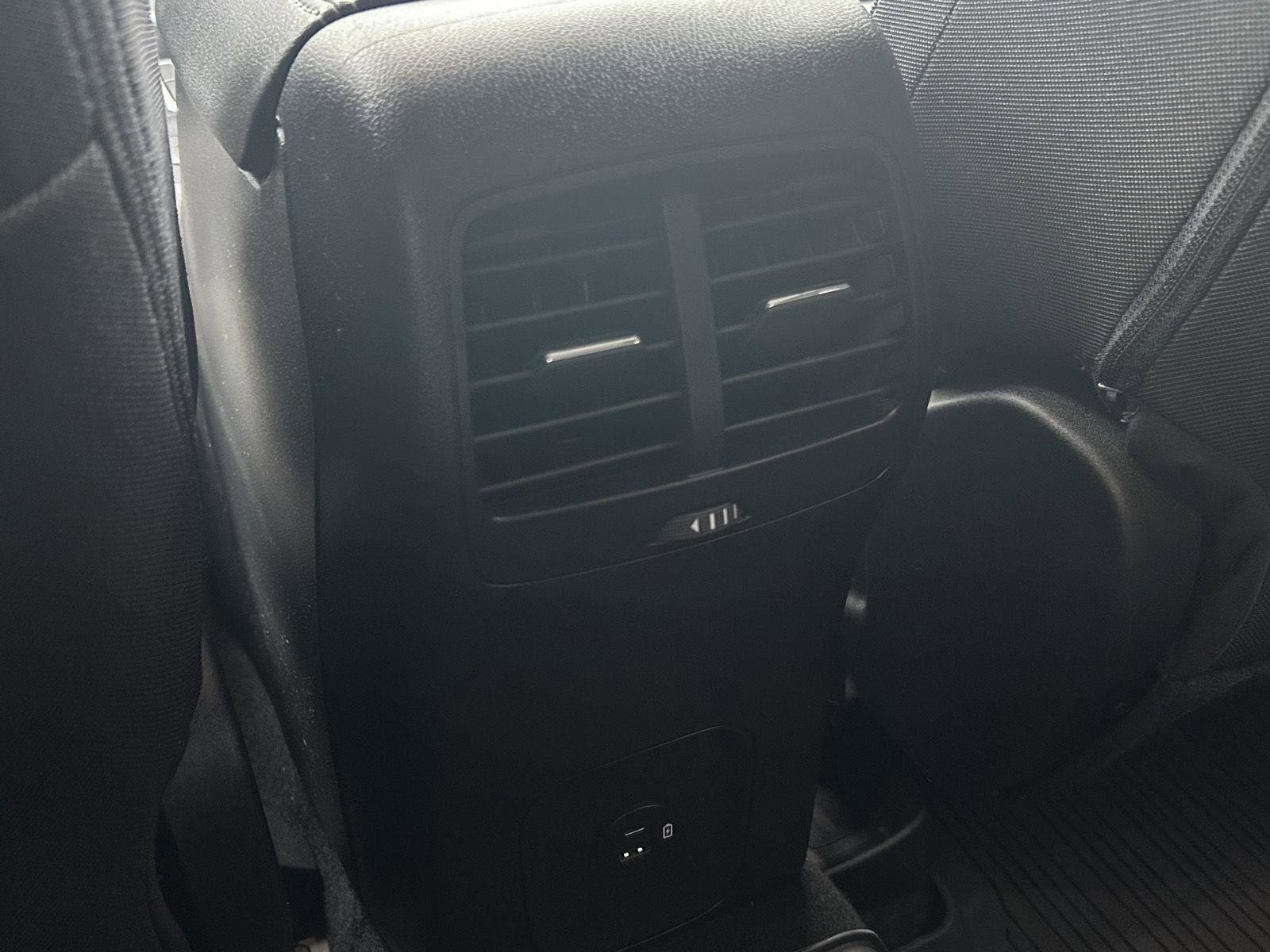 Used 2022 Ford Escape SE w/ Convenience Package image 17