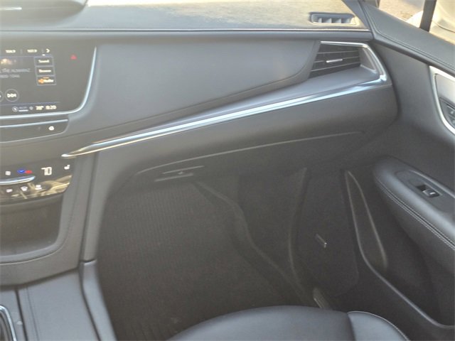 Used 2025 Cadillac XT5 Luxury image 19
