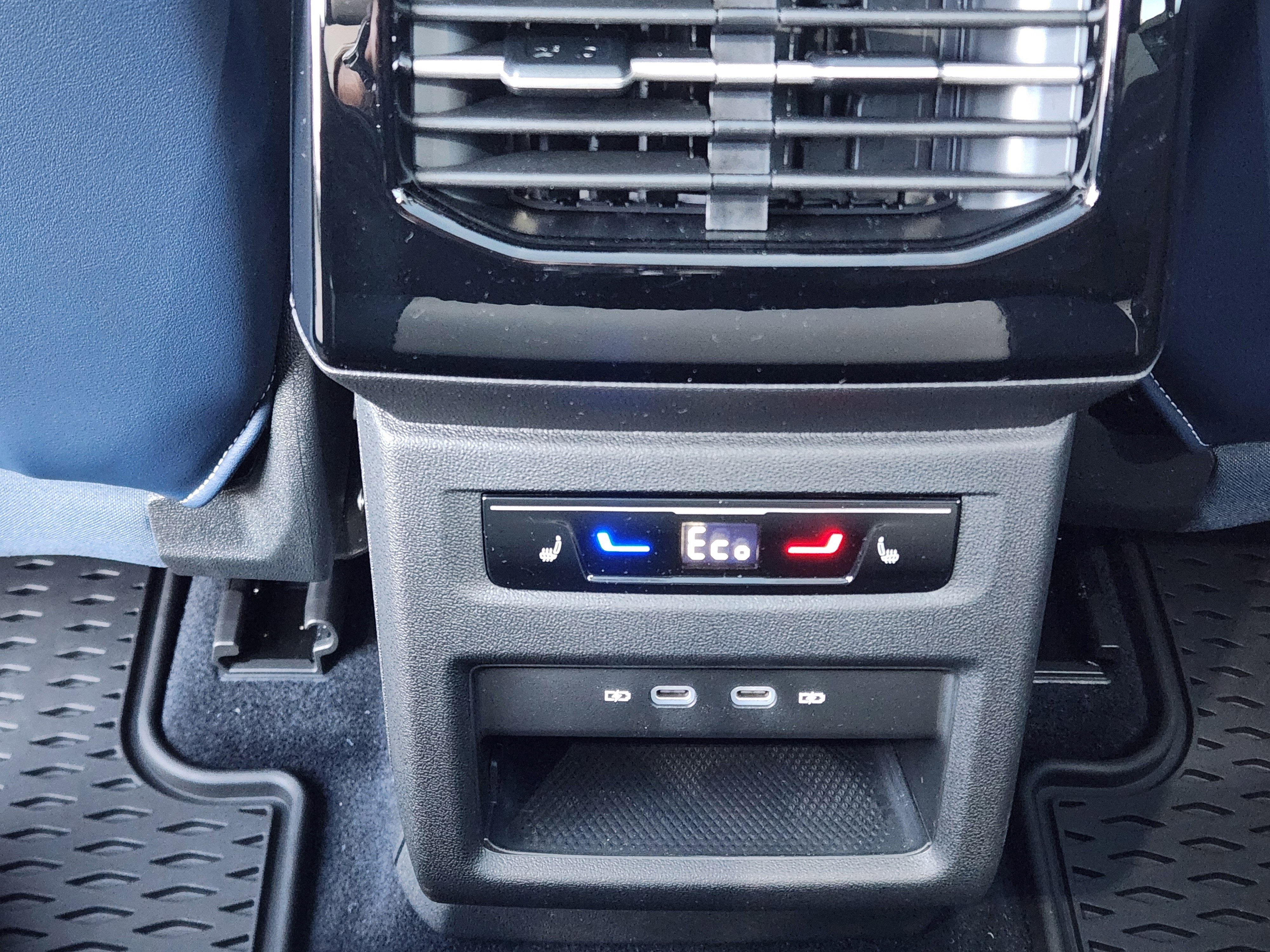 New 2026 Volkswagen ID.4 Pro S Plus AWD/4WD image 31