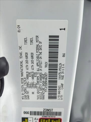 Used 2024 Toyota Tundra Limited image 29