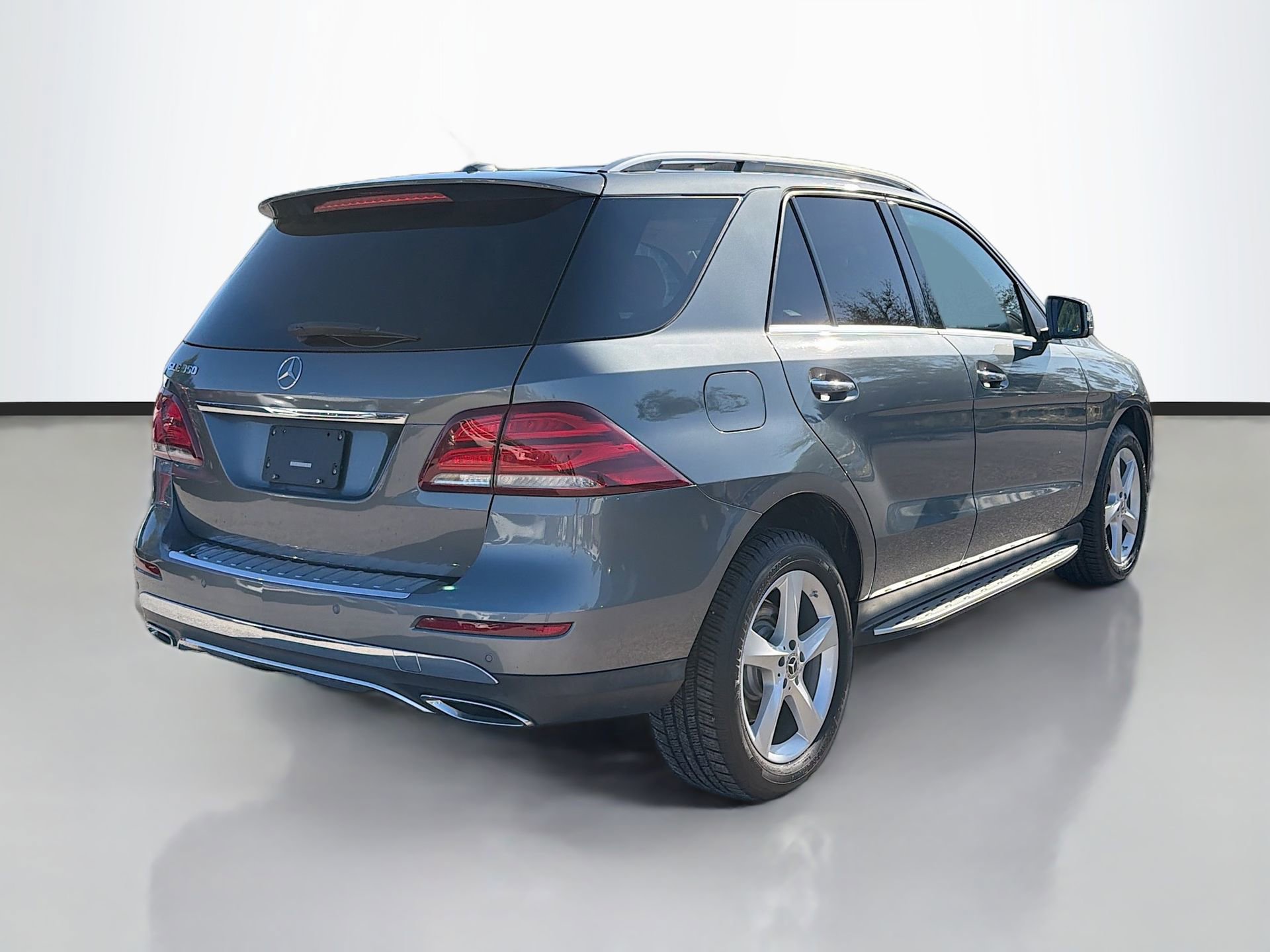 Used 2018 Mercedes-Benz GLE 350 image 4