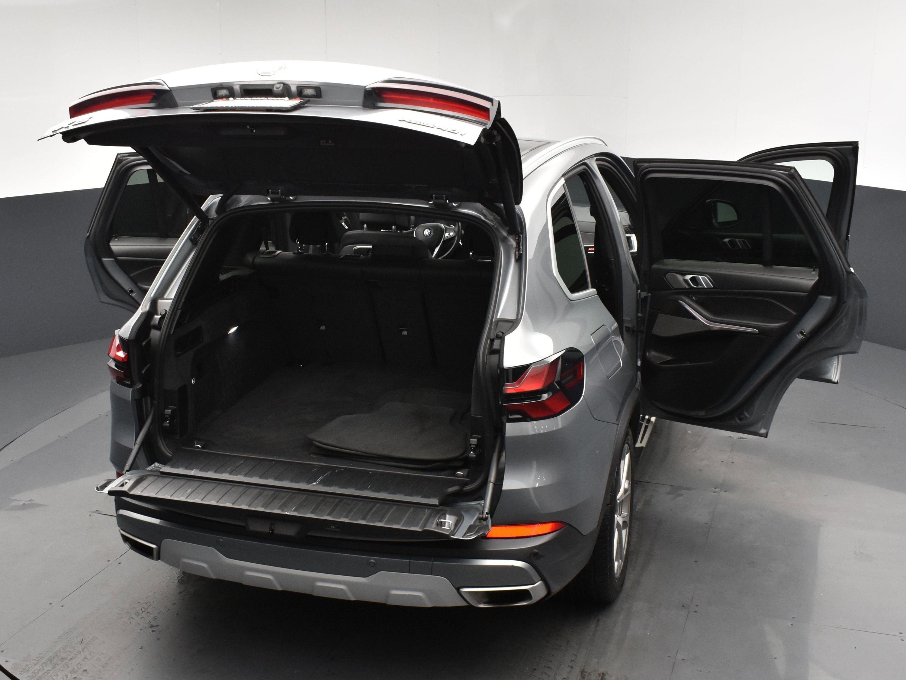 Used 2024 BMW X5 xDrive40i image 29
