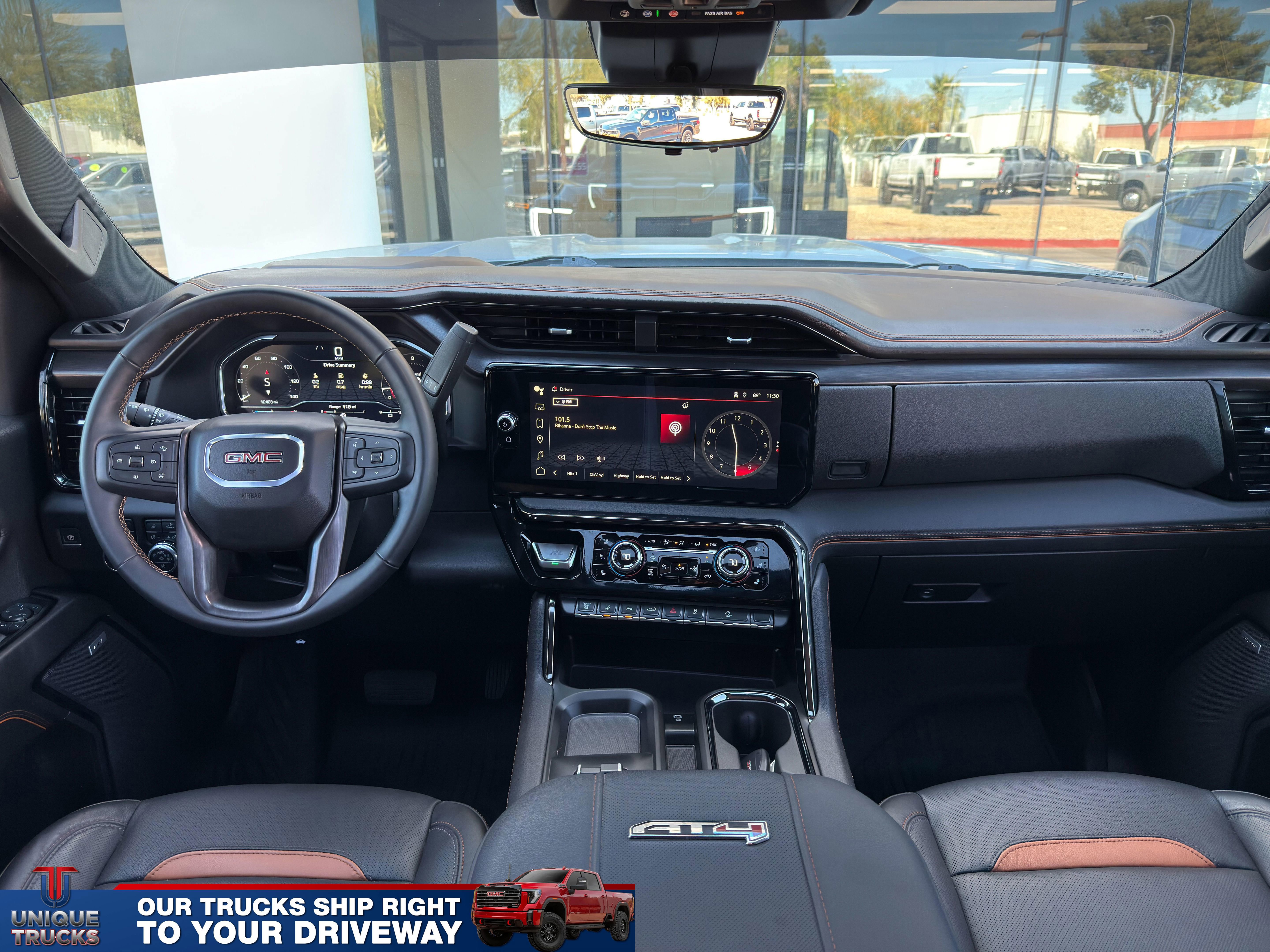 Used 2024 GMC Sierra 2500 AT4 w/ AT4 Premium Plus Package AWD/4WD image 35