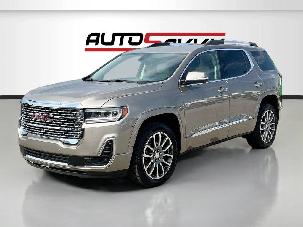 Used 2023 GMC Acadia Denali w/ Denali Technology Package FWD image 3
