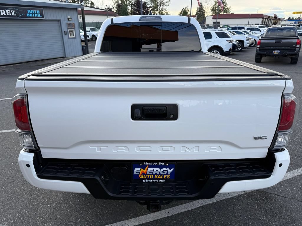 Used 2022 Toyota Tacoma TRD Off-Road w/ TRD Premium Off Road Package AWD/4WD image 6