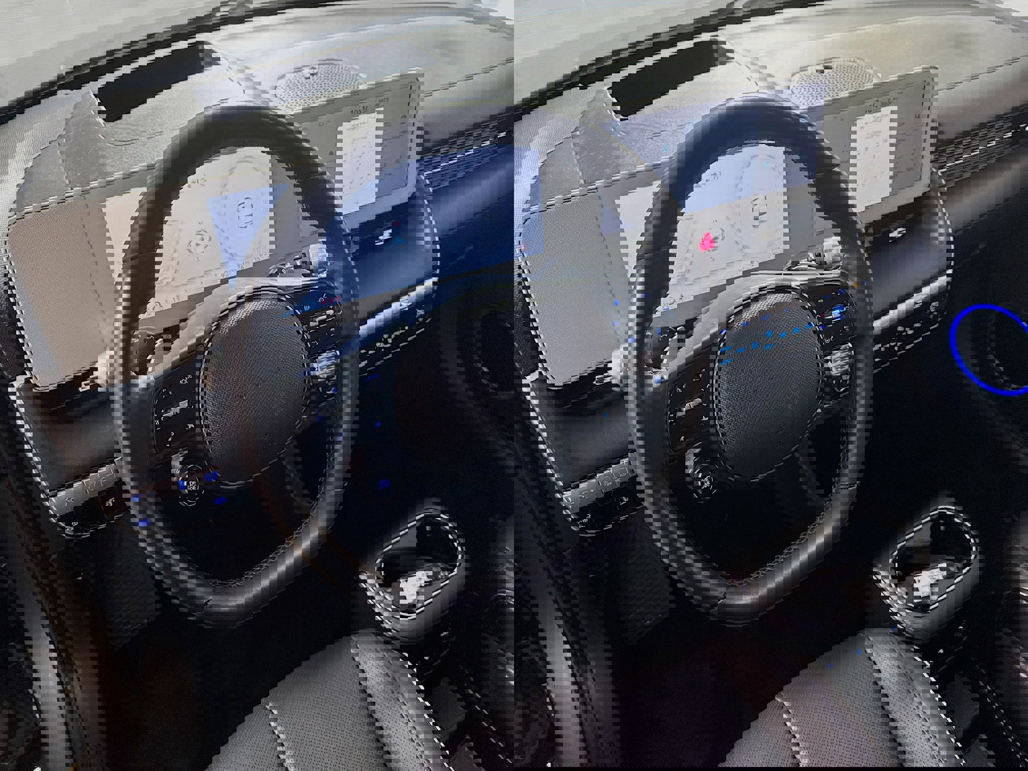 Used 2023 Hyundai Ioniq 5 Limited w/ Cargo Package image 24