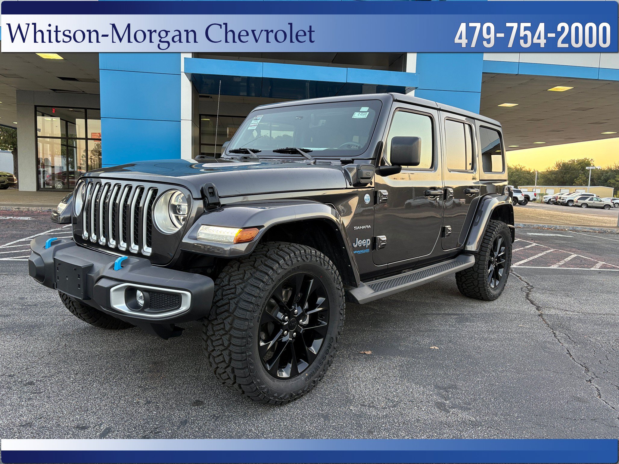 Used 2022 Jeep Wrangler Unlimited Sahara w/ Cold Weather Group AWD/4WD image 1